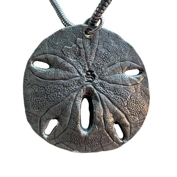 Vintage Pewter Sand Dollar Pendant Necklace Silver Tone Snake Chain 18" Chain - Picture 3 of 5